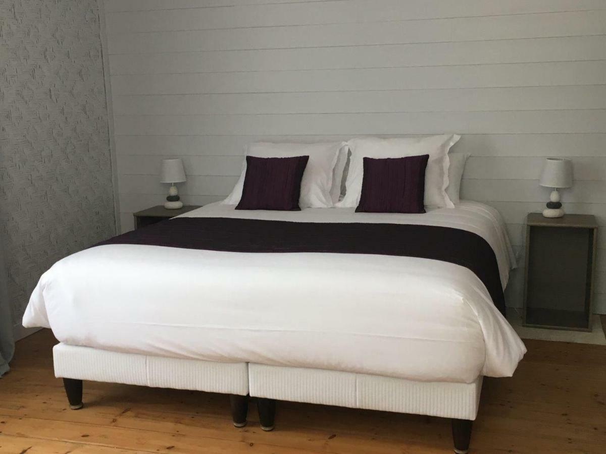 Tilleuls Et Bambous Hotell Saint-Sauveur-d'Aunis Exteriör bild