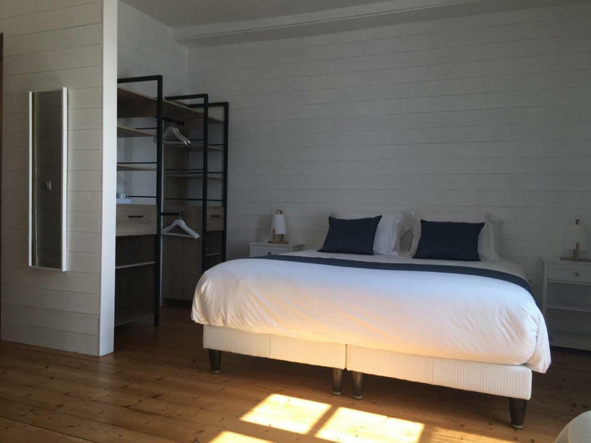 Tilleuls Et Bambous Hotell Saint-Sauveur-d'Aunis Exteriör bild